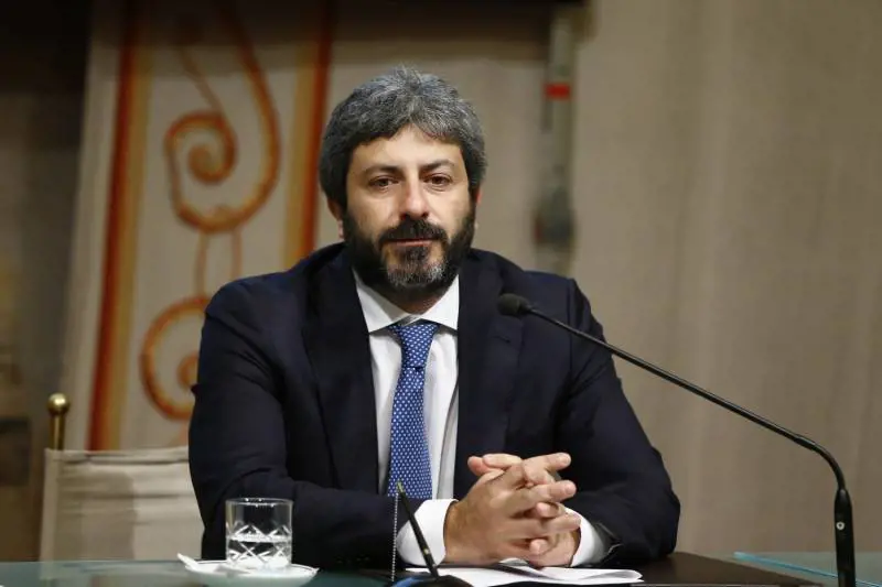 Fico rallenta la Tav: "Meglio il Pendolino"
