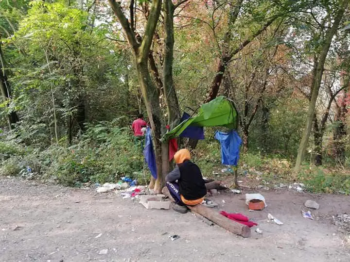 Forza Italia: esercitazioni militari nel boschetto della droga