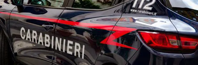 Algerino dà in escandescenze: aggredisce e rapina un'infermiera