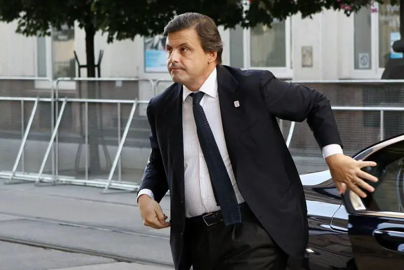 L'accusa di Calenda: "Un deputato di FI passato alla Lega mi disse... vengo con te!"