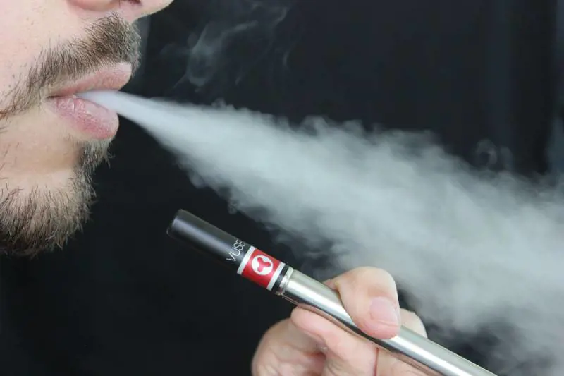 È stangata sulle e-cig: ora triplicano le imposte