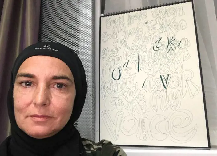 Sinead O'Connor si converte all'islam: si fa chiamare Shuhada