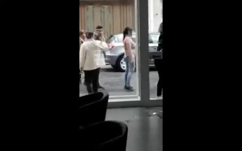 Cagliari, raid di cinesi contro nuovo salone, ferita giovane sarda