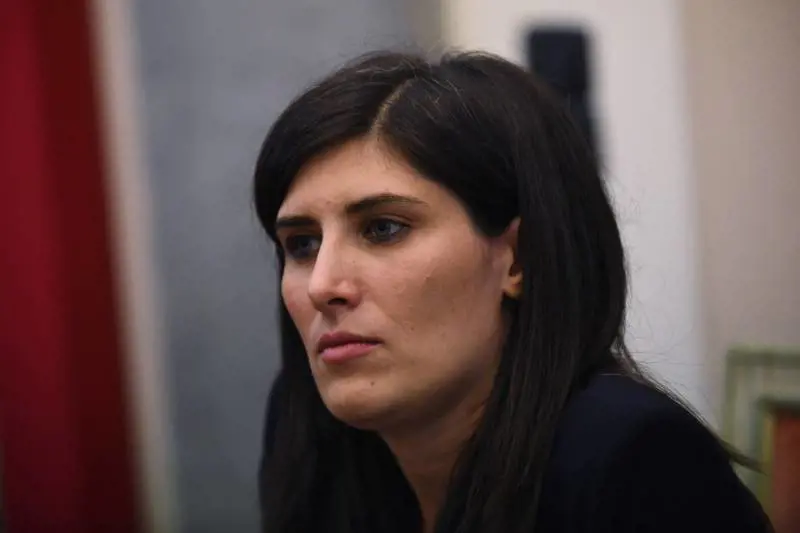 Pacco bomba, paura per la Appendino