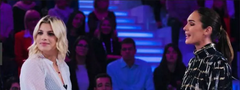 Emma Marrone a Verissimo: "Preferirei stare da sola che con chiunque"