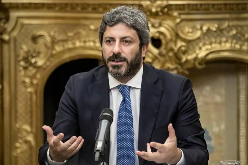 Sicurezza e migranti Fico spara su Salvini ma l'obiettivo è Di Maio