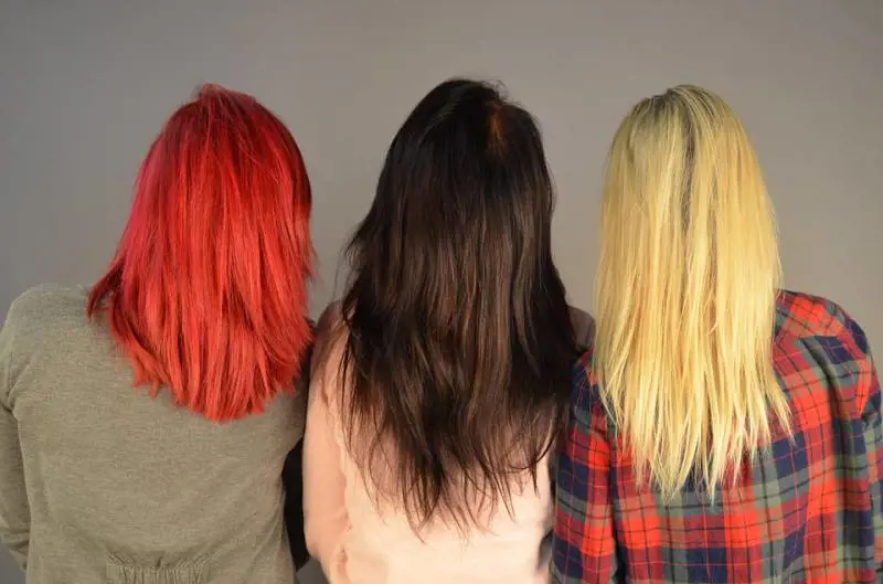 Tingere i capelli? Sì ma non più di sei volte in un anno