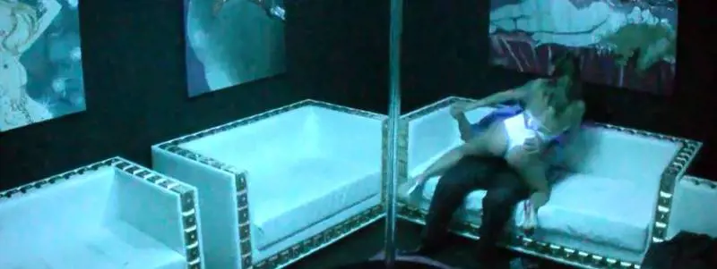 Scherzi a parte, festa privata hot con Malena: "Si è sentito male, è morto"