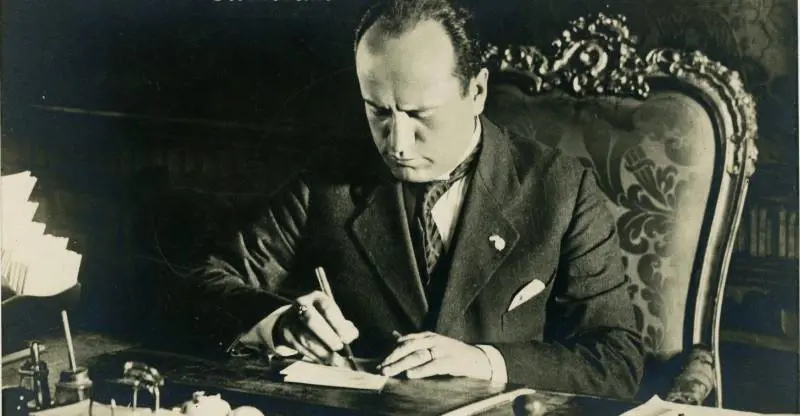 Politica, intrighi, lussuria. E Mussolini si diede al feuilletton