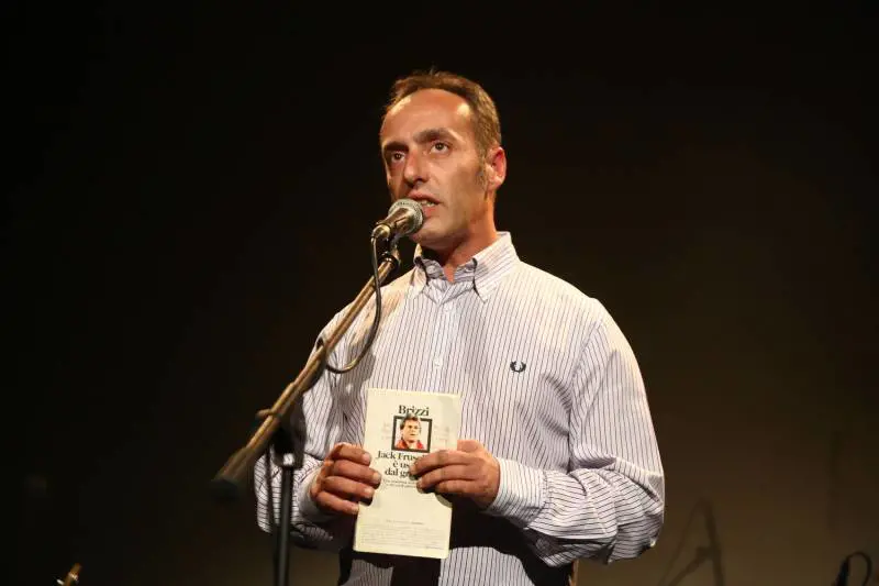 Enrico Brizzi: nessun mantenimento all’ex moglie