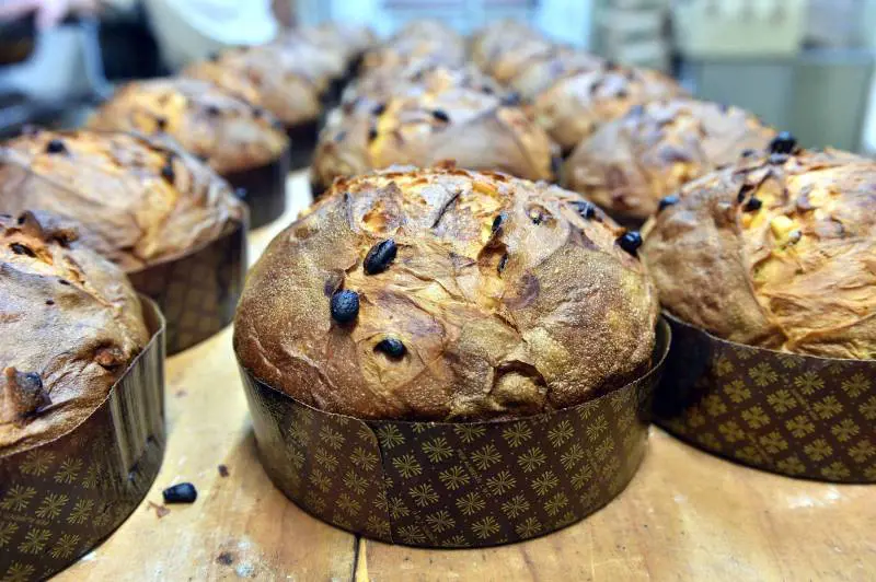 Latte nei panettoni vegani: il Ministero della Salute dispone ritiro