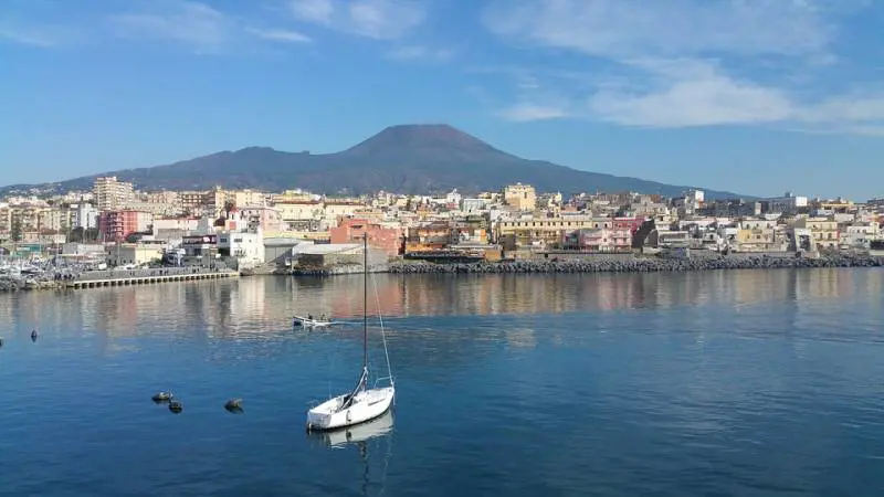 Se il Vesuvio eruttasse gli sfollati napoletani andrebbero in Veneto