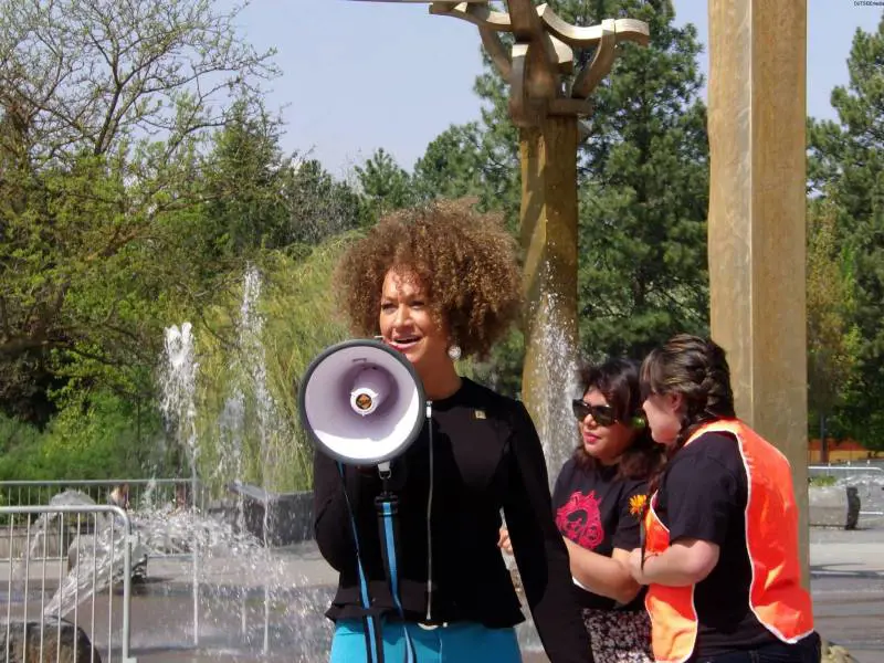 La mia etnia non mi appartiene: in America spunta il "transracialism"