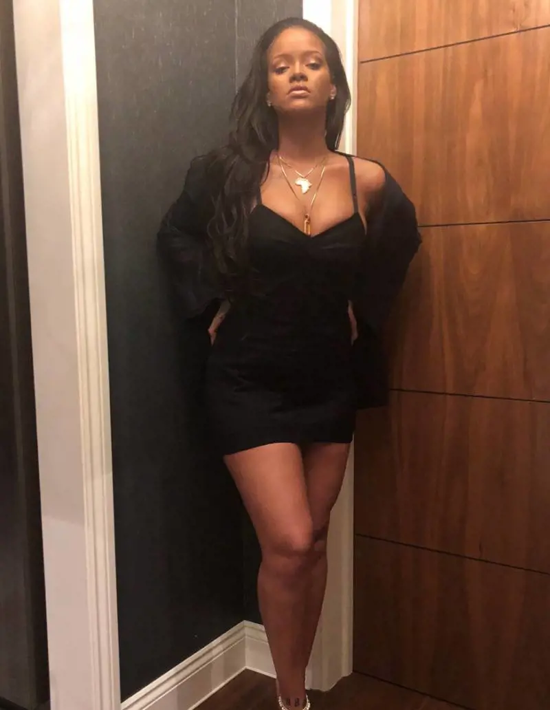 Rihanna sexy per il suo marchio di lingerie