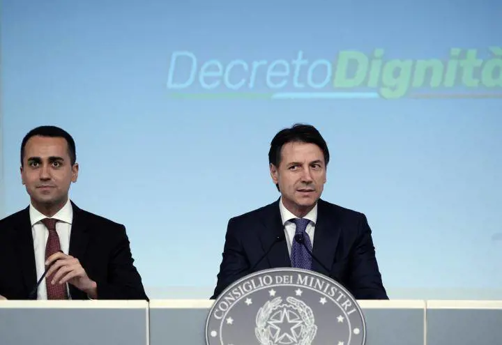 Di Maio annuncia la stangata: pensioni d'oro tagliate del 40%