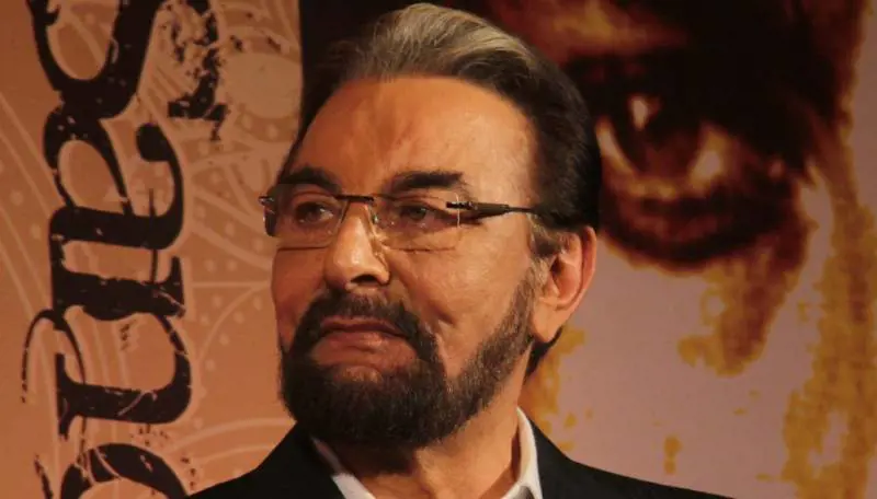 L’isola dei Famosi: l’ex Sandokan da naufrago a inviato?