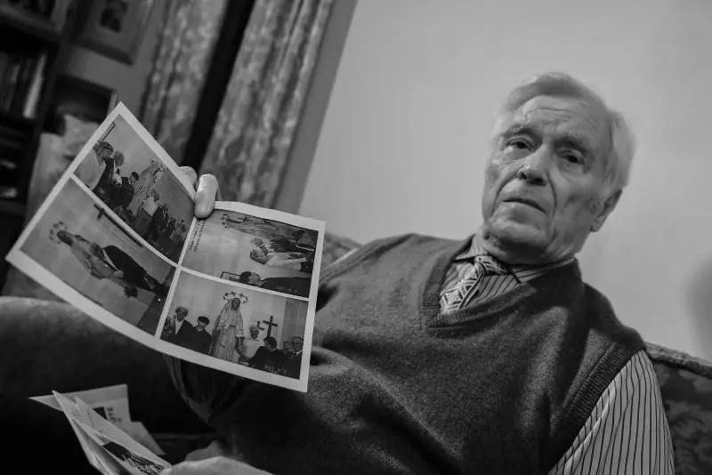 Jonas Puodžius, nella sua casa di Vilnius, dove vive con la moglie Marija. Aveva solo 6 anni quando venne deportato in Siberia con la famiglia. Tornò in Lituania da clandestino nel 1948. La madre riuscì a tornare solo nel 1956.