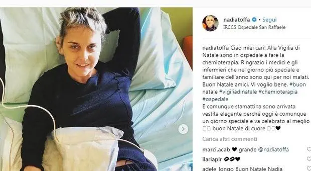 Nadia Toffa in chemioterapia la vigilia di Natale e una hater la attacca: "Hai ricevuto il tuo dono..."