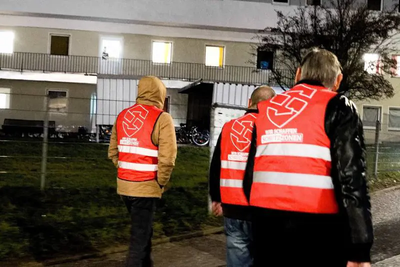 Aggressioni dai migranti: ad Amberga arrivano le ronde dell'estrema destra