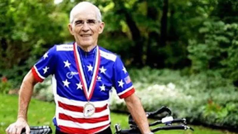 A 90 anni fa il record di ciclismo su pista Ma è l'unico in gara (e lo trovano dopato)