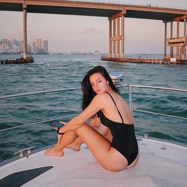 Oriana si gode le vacanze con Dybala: ecco lo scatto sexy della Sabatini 