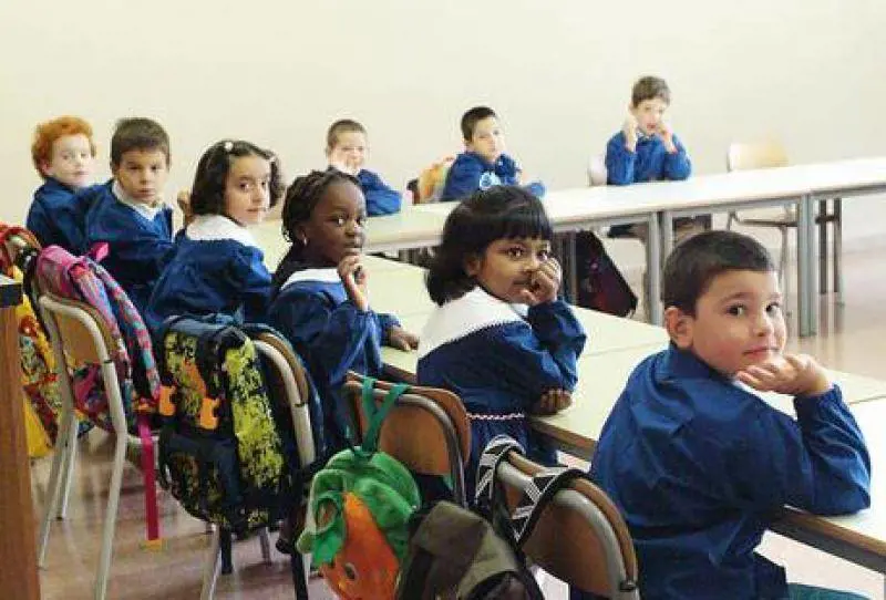 "Studenti neri separati dai bianchi". Bufera sulle scuole sudafricane