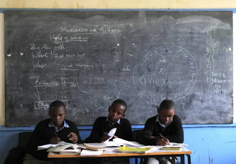 Pechino conquista l'Africa: nelle scuole del Kenya si studierà il cinese