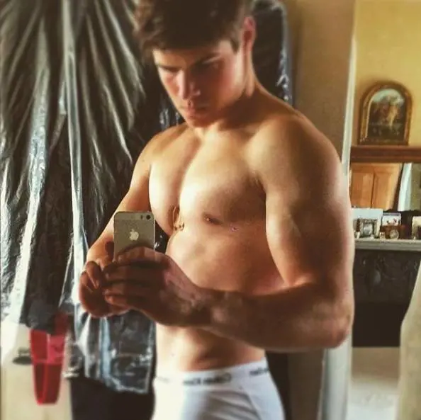 Arthur Chatto, il nipote della Regina è una star su Instagram