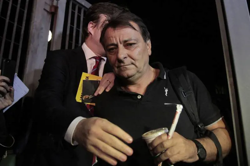 "Ho sonno, datemi la coperta". Quelle richieste di Battisti dopo l'arresto
