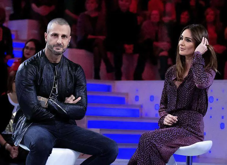 Corona lancia la bomba: su Silvia Provvedi: "Mi tradì con Fedez"