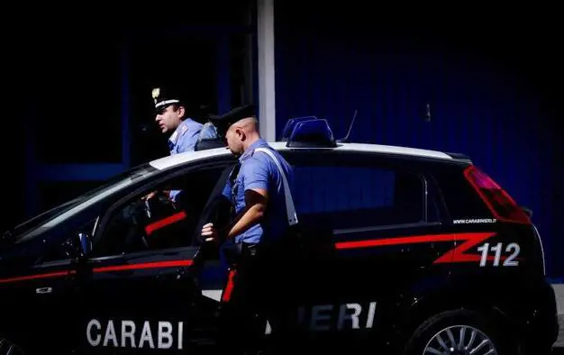 Padova, marocchino perde la testa e aggredisce moglie con una spada