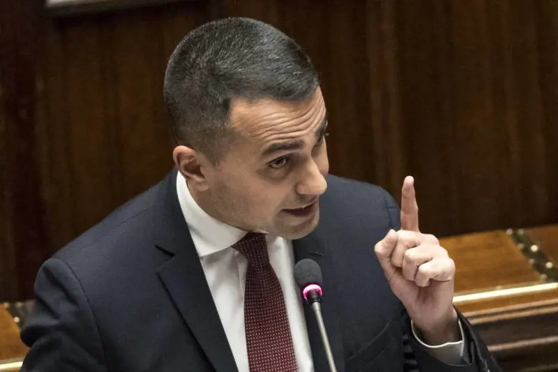 Reddito cittadinanza, il lavoratore del Caf che consigliava come eludere le regole è un consigliere del Pd