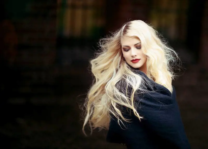 Capelli sani in inverno? Ecco cosa evitare