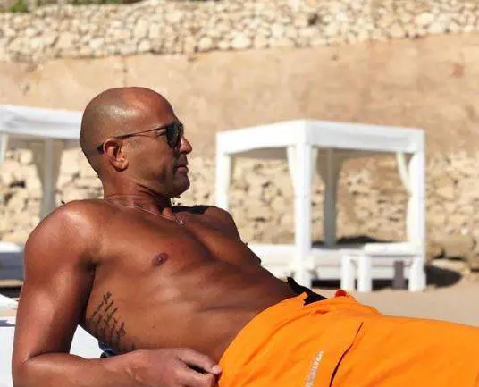 Stefano Bettarini nuovo concorrente de L'Isola dei Famosi: l'indiscrezione