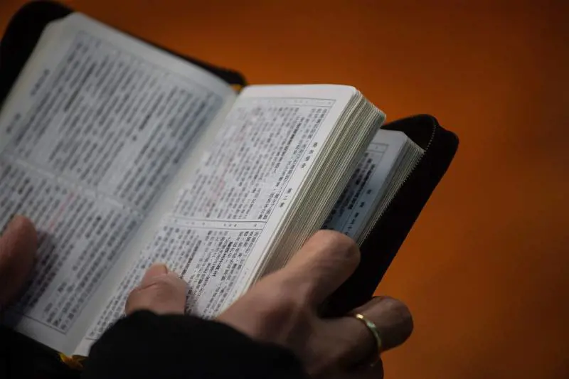 Kenya, sacerdote pugnalato a morte in circostanze misteriose