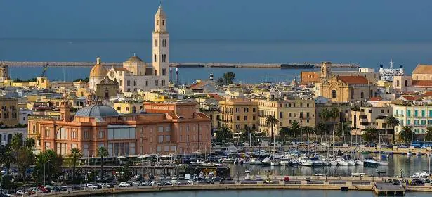 Bari, sgominata rete di spacciatori di droga