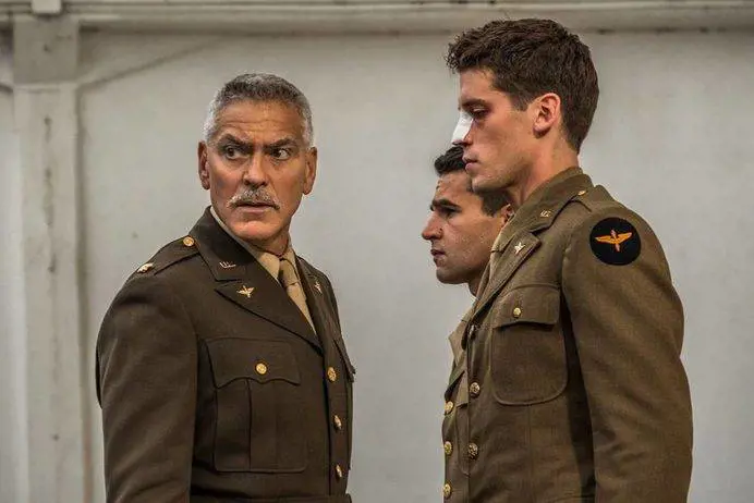 Catch-22, la serie tv di e con George Clooney