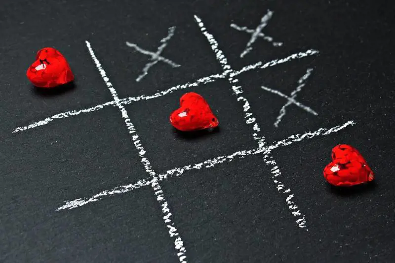Alla base dell’amore vi sarebbero due ormoni
