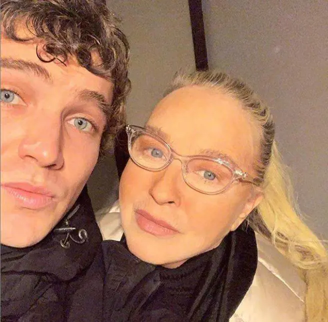 Gf Vip, Eleonora Giorgi benedice l'unione tra suo figlio e la Incorvaia: "Lei ha una bellezza eterea ed è molto in gamba"