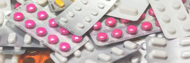 Bologna, farmaci scaduti in un ambulatorio: titolare denunciato