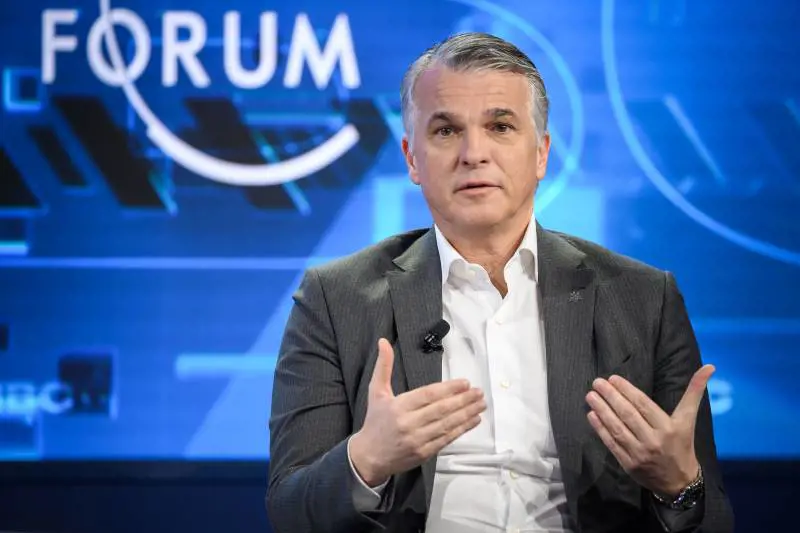 Ubs, dietro l’utile monstre spunta un cavallo di Troia