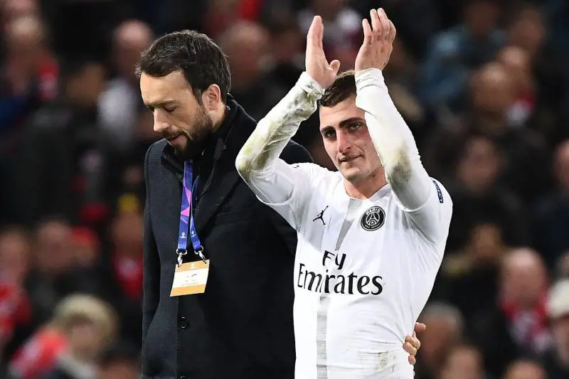 "Areola e Trapp puzzano di m...". Spunta il like di Verratti ma lui si difende