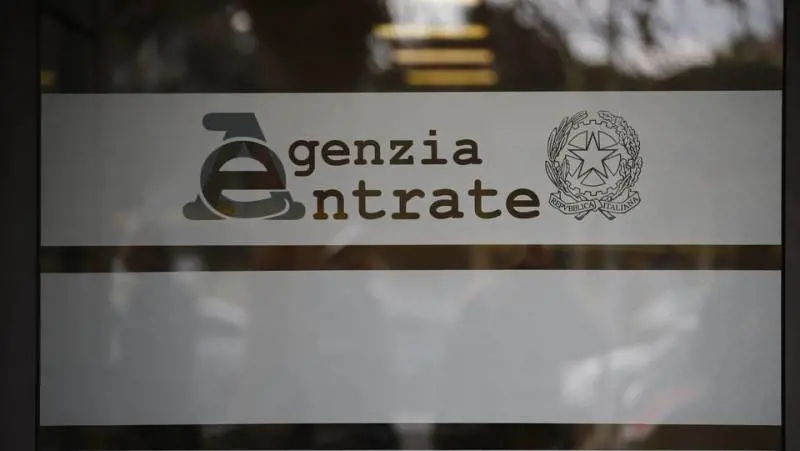 Agende, appuntamenti, carte: gli indizi che innescano il Fisco
