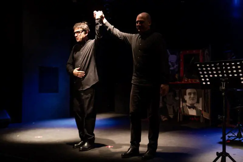 Ballantini & Petrolini a teatro il camaleontico di Striscia la notizia