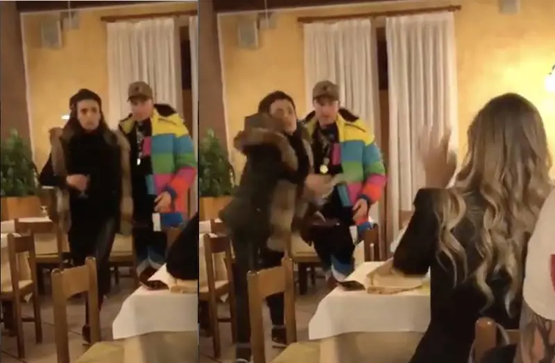 La “Bonas” di Bonolis aggredita dalla moglie di Francesco Facchinetti