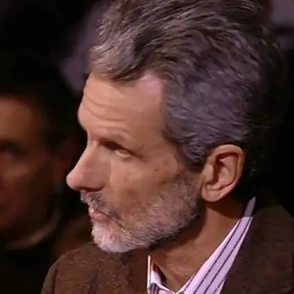 L'annuncio del medico No Vax: "Cerco bimbo per un esperimento"