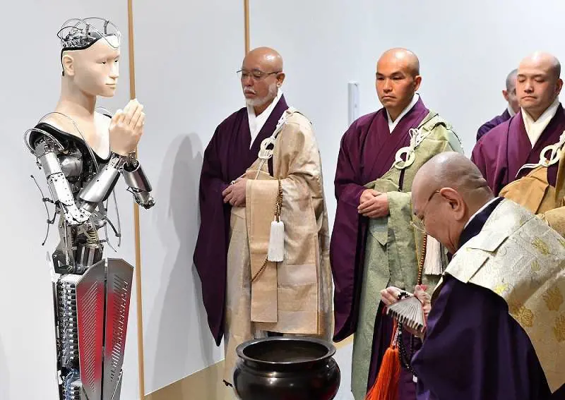 Giappone, nel tempio buddhista arriva il monaco robot