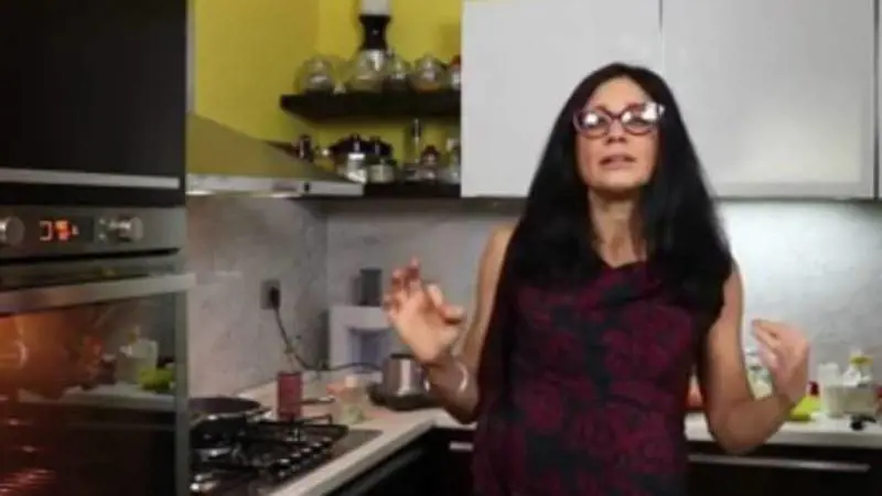 La pm youtuber dà consigli per dimagrire