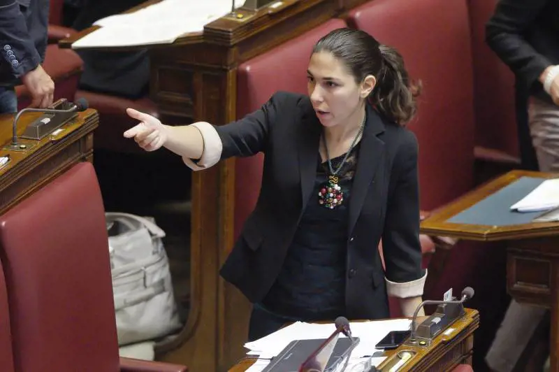 L'ex fidanzato incastra la Sarti: "Sapeva dei bonifici"
