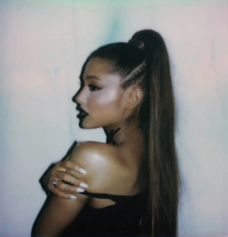 Ariana Grande è la donna più seguita su Instagram